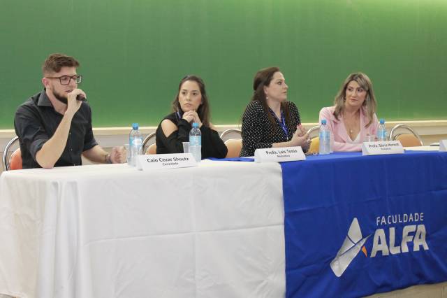 Lançamento da Revista Científica da Faculdade ALFA Umuarama